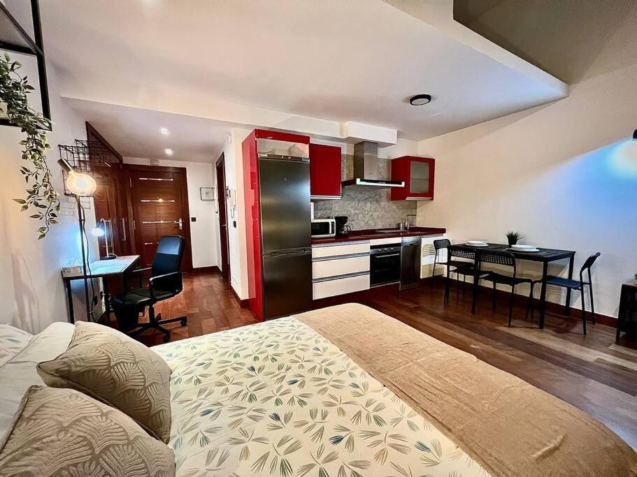 Central Suites Arenal 比戈 外观 照片