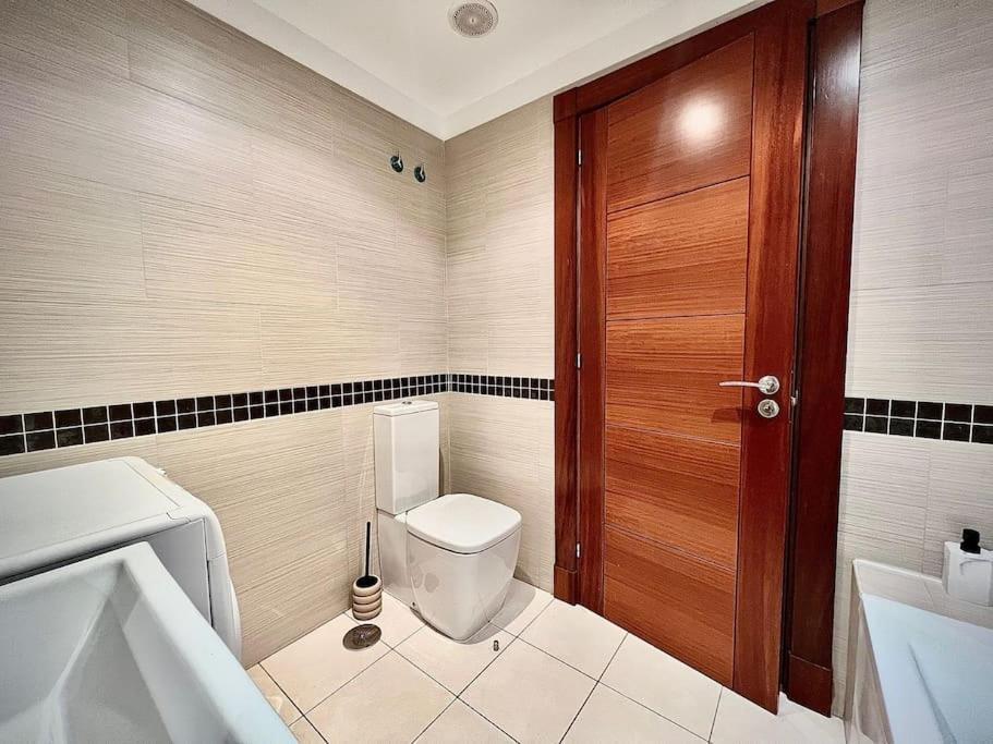 Central Suites Arenal 比戈 外观 照片